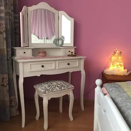 Διαμέρισμα Threefamily'shome
